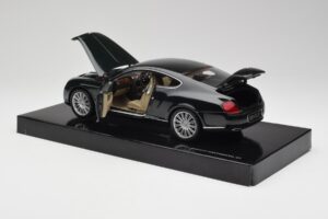 Bentley Continental GT Cumbrian Green Minichamps 1:18 103139623 Diecast - image 5 of 8