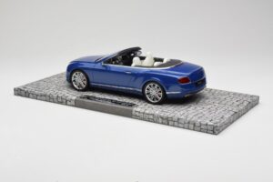 Bentley Continental GT Speed Convertible Blue Minichamps 1:18 107139331 Diecast - image 5 of 6