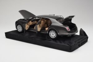 Bentley Mulsanne Brodgar Metallic Minichamps 1:18 BL843 Diecast - image 5 of 8