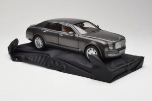 Bentley Mulsanne Brodgar Metallic Minichamps 1:18 BL843 Diecast - image 6 of 8