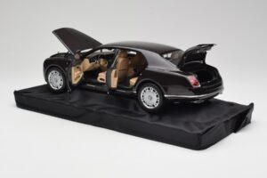 Bentley Mulsanne Burnt Oak Minichamps 1:18 100139905 Diecast - image 5 of 8