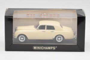 Bentley S2 Red Minichamps 1:43 436139951 Diecast - image 4 of 4
