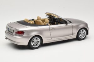 BMW 1 Series E88 Cabriolet Mineral Silver Metallic Kyosho 1:18 80430427020 Diecast - image 3 of 8