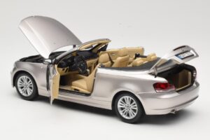 BMW 1 Series E88 Cabriolet Mineral Silver Metallic Kyosho 1:18 80430427020 Diecast - image 5 of 8
