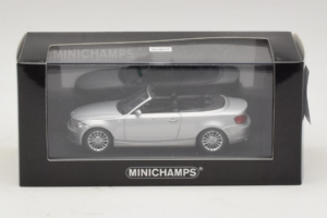 BMW 1-Series E88 Cabriolet Titan Silver Minichamps 1:43 80420427037-R1 Diecast - image 5 of 5