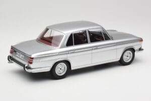 BMW 1800 Ti Silver Minichamps 1:18 107024000 Resin - image 2 of 6