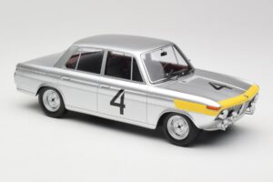 BMW 1800 TiSA #4 J. Ickx / J. van Ophem 24 Hours of Spa 1965 Winners Minichamps 1:18 107652504 Resin - image 4 of 6