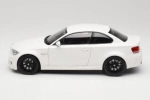 BMW 1M Coupe E82 White Minichamps 1:18 110020022 Diecast - image 4 of 8
