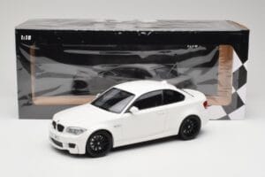 BMW 1M Coupe E82 White Minichamps 1:18 110020022 Diecast - image 8 of 8