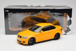 BMW 1M Coupe E82 Yellow Minichamps 1:18 110020026 Diecast - image 8 of 8