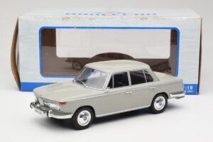 BMW 2000 TI Grey MCG 1:18 MCG18112 Diecast - image 6 of 6