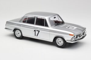 BMW 2000 Ti #17 J. Ickx / H. Hahne 24 Hours of Spa 1966 Winners Minichamps 1:18 107662517 Resin - image 4 of 6