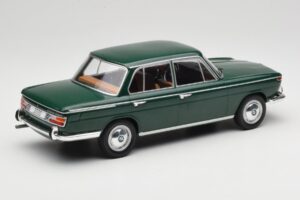 BMW 2000 121 Green MCG 1:18 MCG18542 Diecast - image 2 of 6