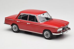 BMW 2000 121 Red MCG 1:18 MCG18543 Diecast - image 4 of 6