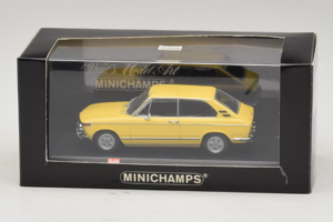 BMW 2002 Touring Yellow Minichamps 1:43 403021115 Diecast - image 4 of 4