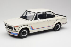 BMW 2002 Turbo E10 Chamonix White Otto 1:12 G077 Resin
