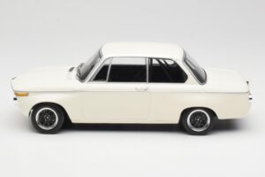 BMW 2002 White Plain Body Version Minichamps 1:18 155702600 Diecast - image 3 of 6