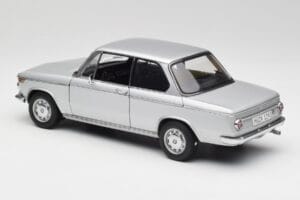 BMW 2002tii Silver AUTOart 1:18 80430151479 Diecast - image 7 of 8