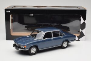 BMW 2500 E3 Blue Metallic Minichamps 1:18 155029200 Diecast - image 6 of 6