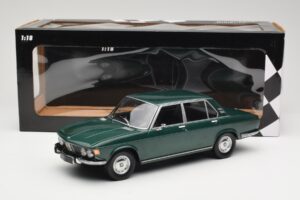 BMW 2500 E3 Green Metallic Minichamps 1:18 155029201 Diecast - image 6 of 6