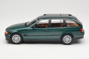 BMW 3 Series E36 Touring Green Metallic MCG 1:18 MCG18366 Diecast - image 3 of 6