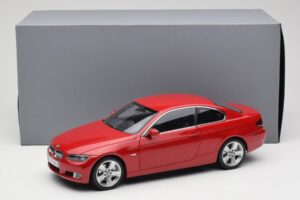 BMW 3 Series E92 Red Kyosho 1:18 80430407219 Diecast - image 8 of 8