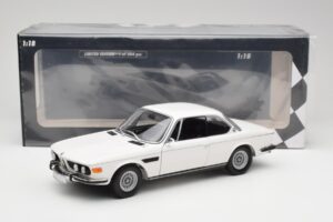 BMW 3.0 CSi E9 White Minichamps 1:18 180029026 Diecast - image 8 of 8