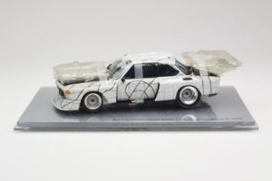 BMW 3.0 CSL Art Car Frank Stella Minichamps 1:18 80430150928 Diecast