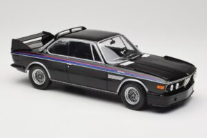 BMW 3.0 CSL E9 Black Minichamps 1:18 155028134 Diecast - image 4 of 6
