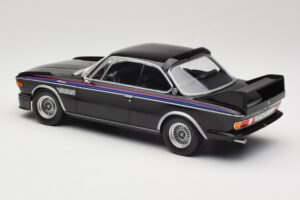 BMW 3.0 CSL E9 Black Minichamps 1:18 155028134 Diecast - image 5 of 6