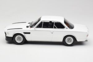 BMW 3.0 CSL E9 Chamonix White Otto 1:18 OT1145 Resin - image 3 of 6