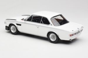 BMW 3.0 CSL E9 Chamonix White Otto 1:18 OT1145 Resin - image 5 of 6