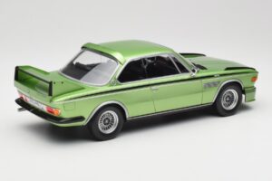 BMW 3.0 CSL E9 Green Metallic Minichamps 1:18 155028132 Diecast - image 2 of 6