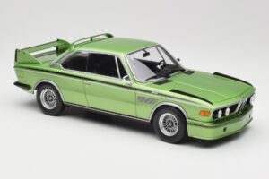 BMW 3.0 CSL E9 Green Metallic Minichamps 1:18 155028132 Diecast - image 4 of 6