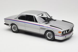 BMW 3.0 CSL E9 Polaris Silver Minichamps 1:18 155028135 Diecast - image 4 of 6
