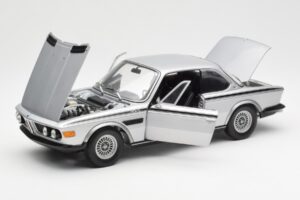 BMW 3.0 CSL E9 Silver Minichamps 1:18 180029020 Diecast - image 2 of 8