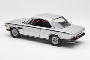 BMW 3.0 CSL E9 Silver Minichamps 1:18 180029020 Diecast - image 7 of 8