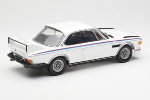 BMW 3.0 CSL E9 With Spoiler Set White Minichamps 1:18 180029021 Diecast - image 3 of 8