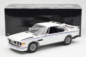 BMW 3.0 CSL E9 With Spoiler Set White Minichamps 1:18 180029021 Diecast - image 8 of 8