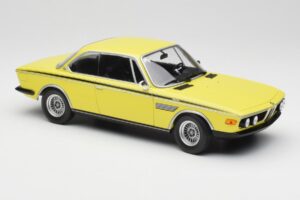 BMW 3.0 CSL E9 Yellow Minichamps 1:18 155028130 Diecast - image 4 of 6