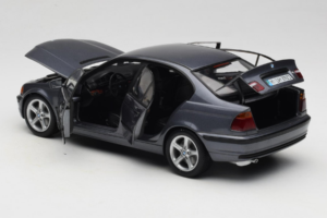 BMW 318i E46 Grey Metallic Dealer Edition UT Models 1:18 80430028459 Diecast - image 5 of 8