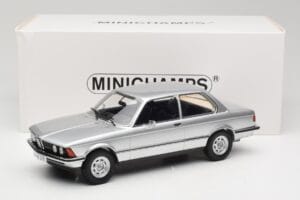 BMW 320 E21 Silver Minichamps 1:18 107024200 Resin - image 6 of 6