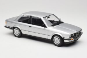 BMW 323i E21 Silver Minichamps 1:18 155026001 Diecast - image 4 of 6