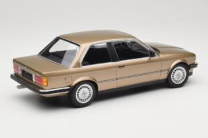 BMW 323i E30 Brown Metallic Minichamps 1:18 155026004 Diecast - image 2 of 6