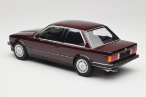 BMW 323i E30 Dark Red Metallic Minichamps 1:18 155026007 Diecast - image 5 of 6