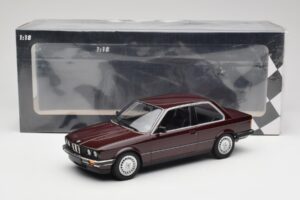 BMW 323i E30 Dark Red Metallic Minichamps 1:18 155026007 Diecast - image 6 of 6