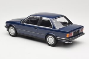 BMW 323i E30 Saturn Blue Minichamps 1:18 155026009 Diecast - image 5 of 6