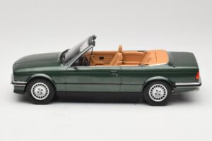 BMW 325i E30 Cabriolet Green MCG 1:18 MCG18545 Diecast - image 3 of 6
