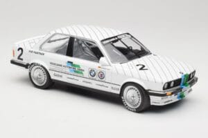 BMW 325i E30 #2 O. Manthey Vogelsang Automobile 3rd Place Eifel Race DTM 1986 Minichamps 1:18 155862602 Diecast - image 4 of 6
