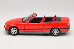 BMW 325i E36 Convertible Red Maisto 1:18 50229 Diecast - image 4 of 8